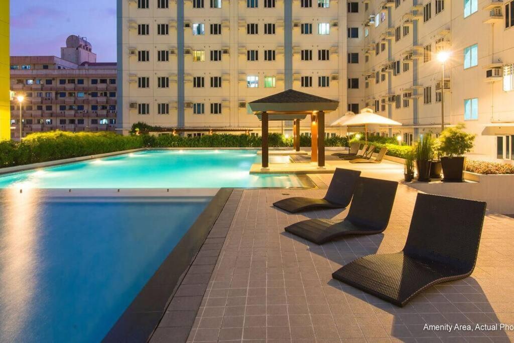 Huge A2J Executive Luxury 1Br Suite Near Abs Cbn, Gma 马尼拉 外观 照片