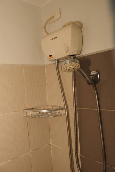 Huge A2J Executive Luxury 1Br Suite Near Abs Cbn, Gma 马尼拉 外观 照片