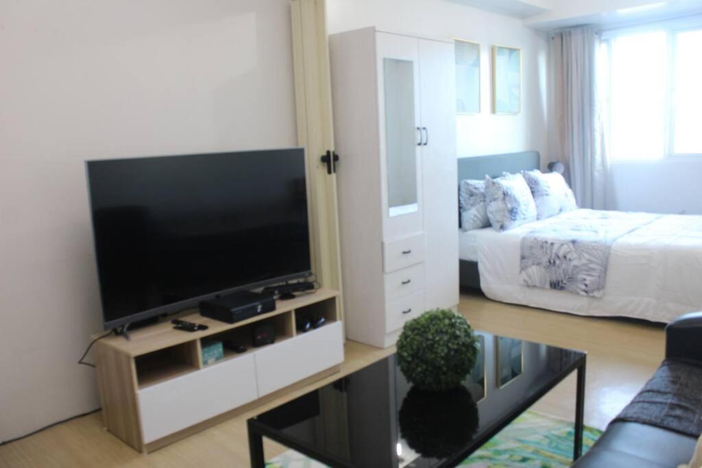 Huge A2J Executive Luxury 1Br Suite Near Abs Cbn, Gma 马尼拉 外观 照片