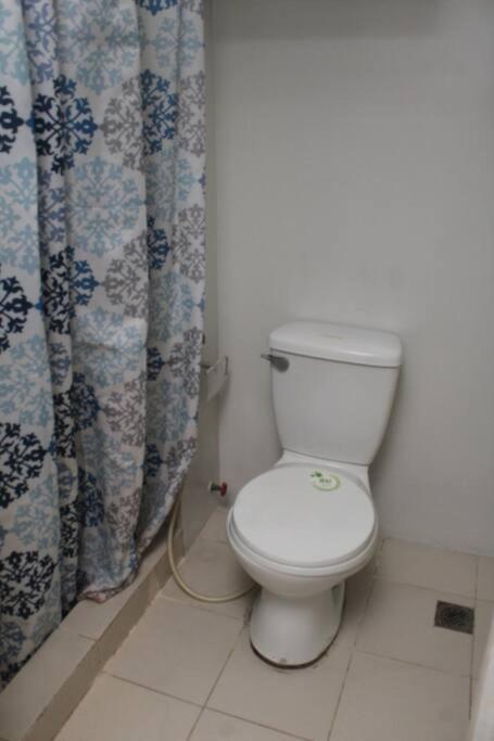 Huge A2J Executive Luxury 1Br Suite Near Abs Cbn, Gma 马尼拉 外观 照片