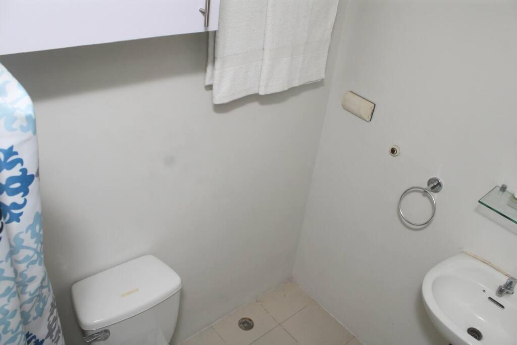 Huge A2J Executive Luxury 1Br Suite Near Abs Cbn, Gma 马尼拉 外观 照片