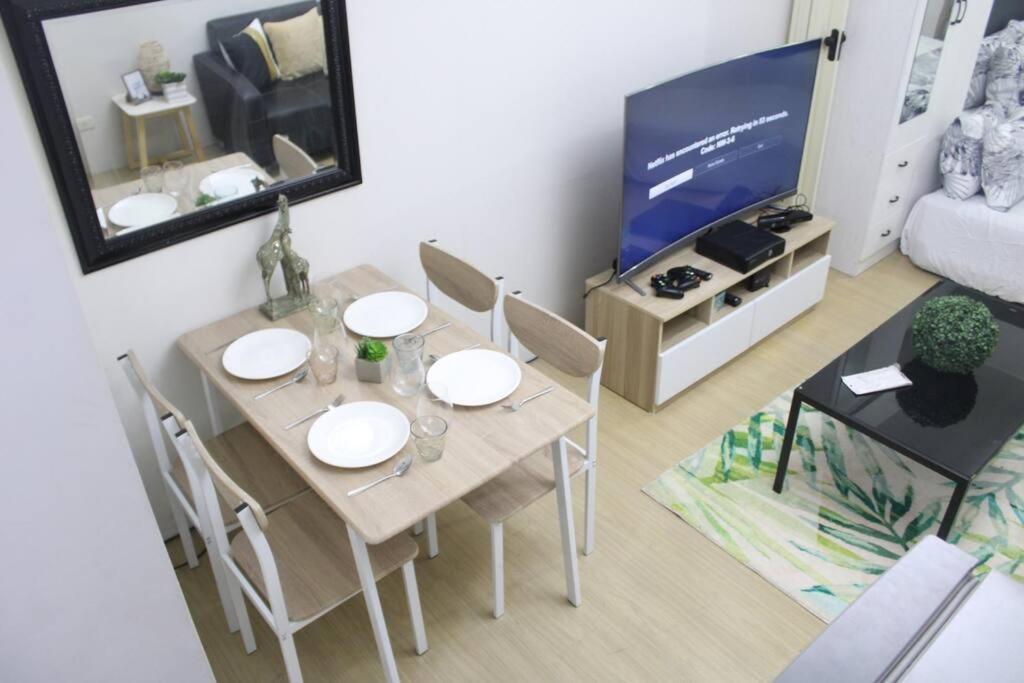 Huge A2J Executive Luxury 1Br Suite Near Abs Cbn, Gma 马尼拉 外观 照片